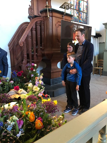 F7bd18e8-a169-45b7-8dee-d7b1d141ea6d